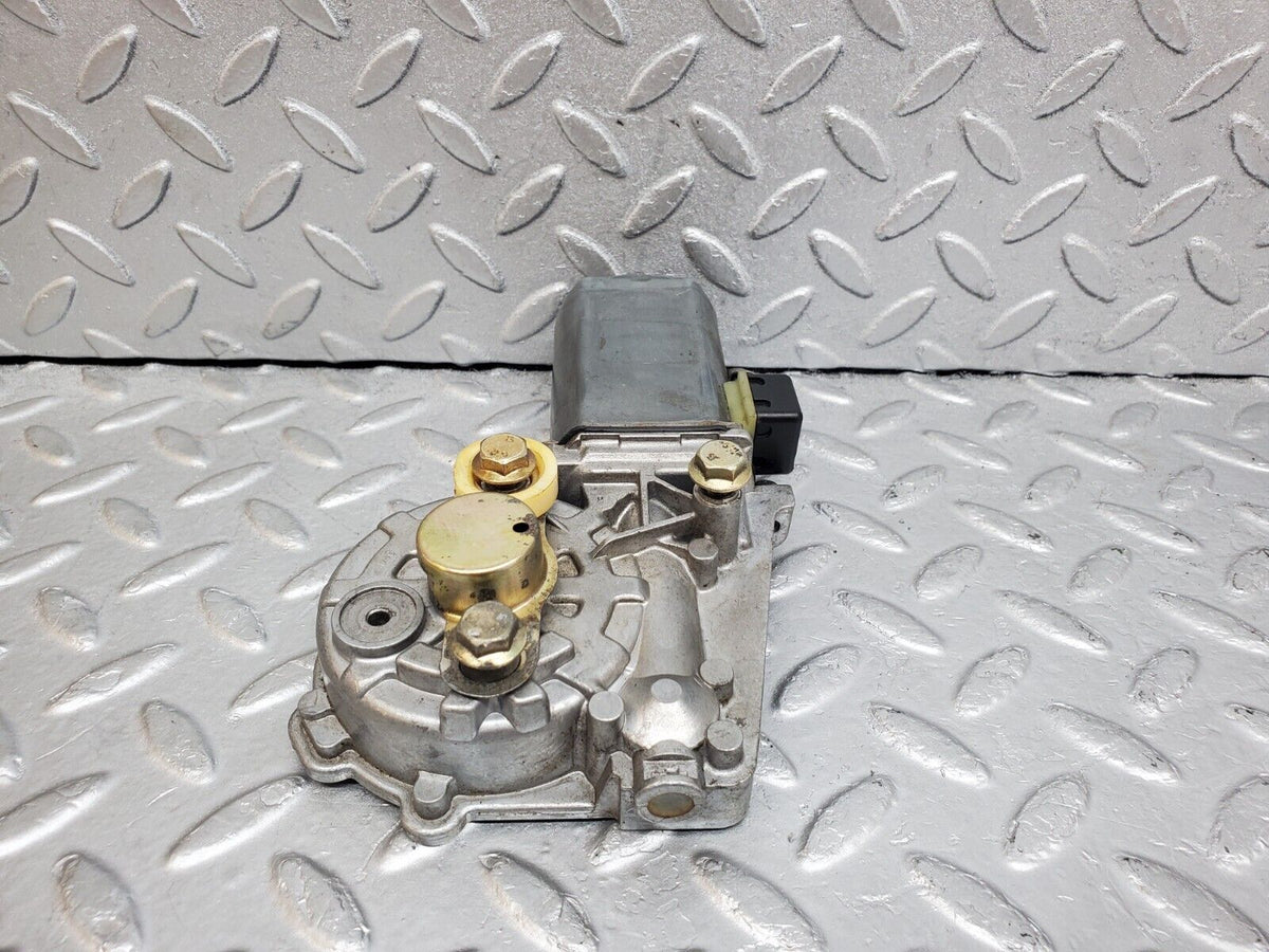 44796 Mercedes-Benz W124 220E Window Regulator Motor Front Left Bosch 0130821284