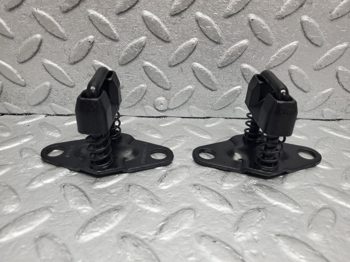 49611 Mercedes-Benz W126 C126 Bonnet Lock Catch Pair A1268800060