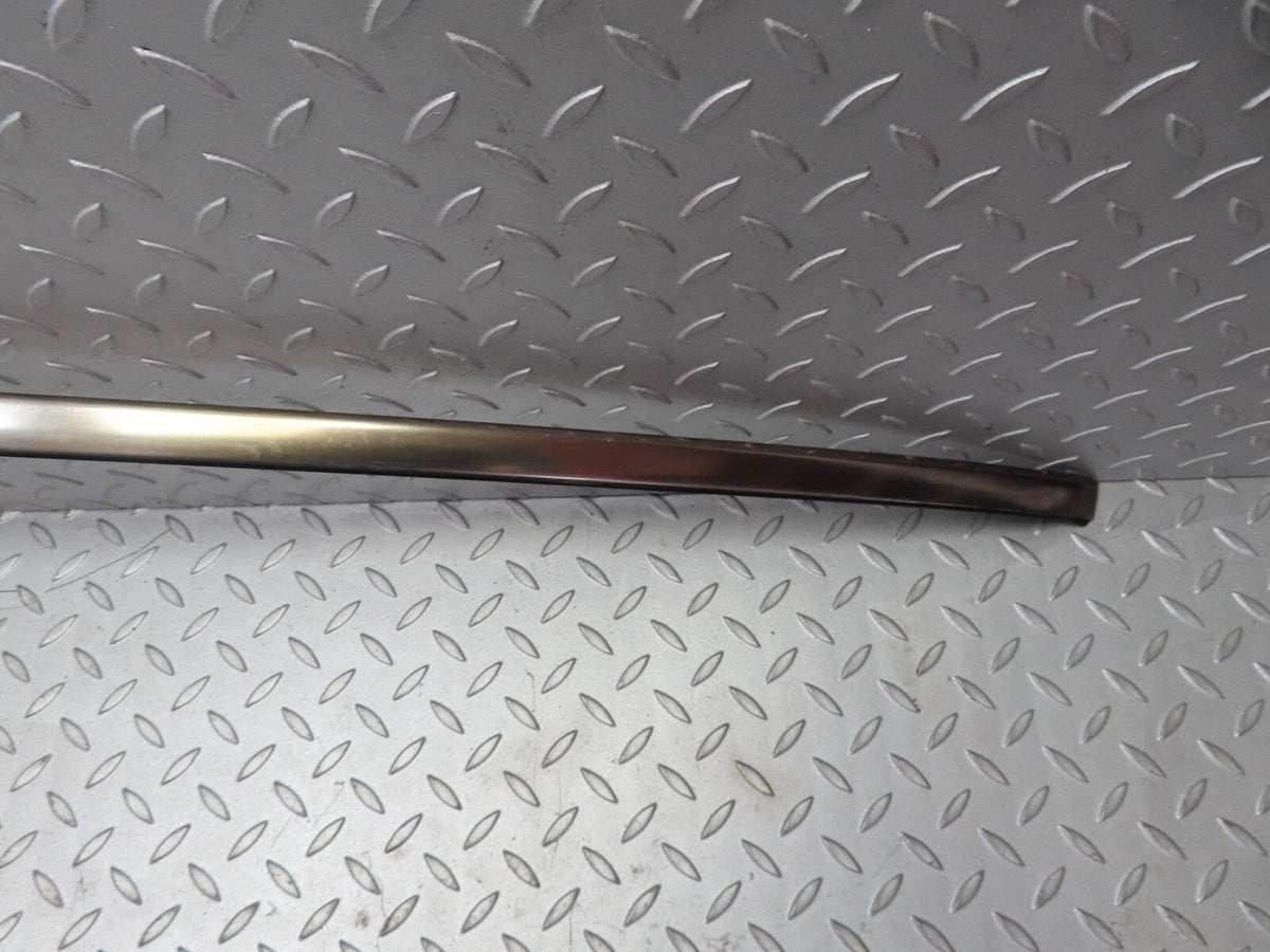16509 Mercedes-Benz W124 260E Roof Chrome Left Side