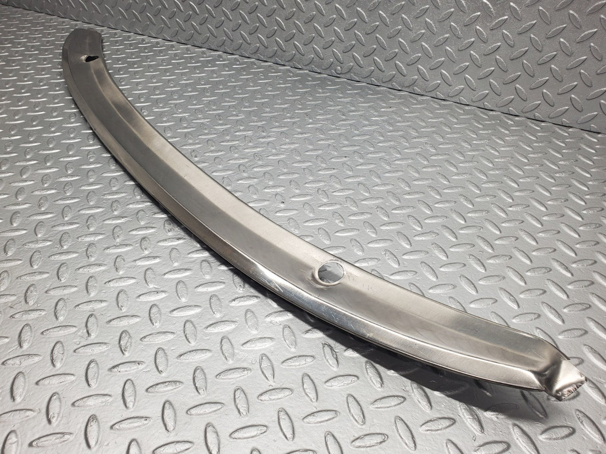50146 Mercedes-Benz R107 SL Windscreen Top Chrome Trim