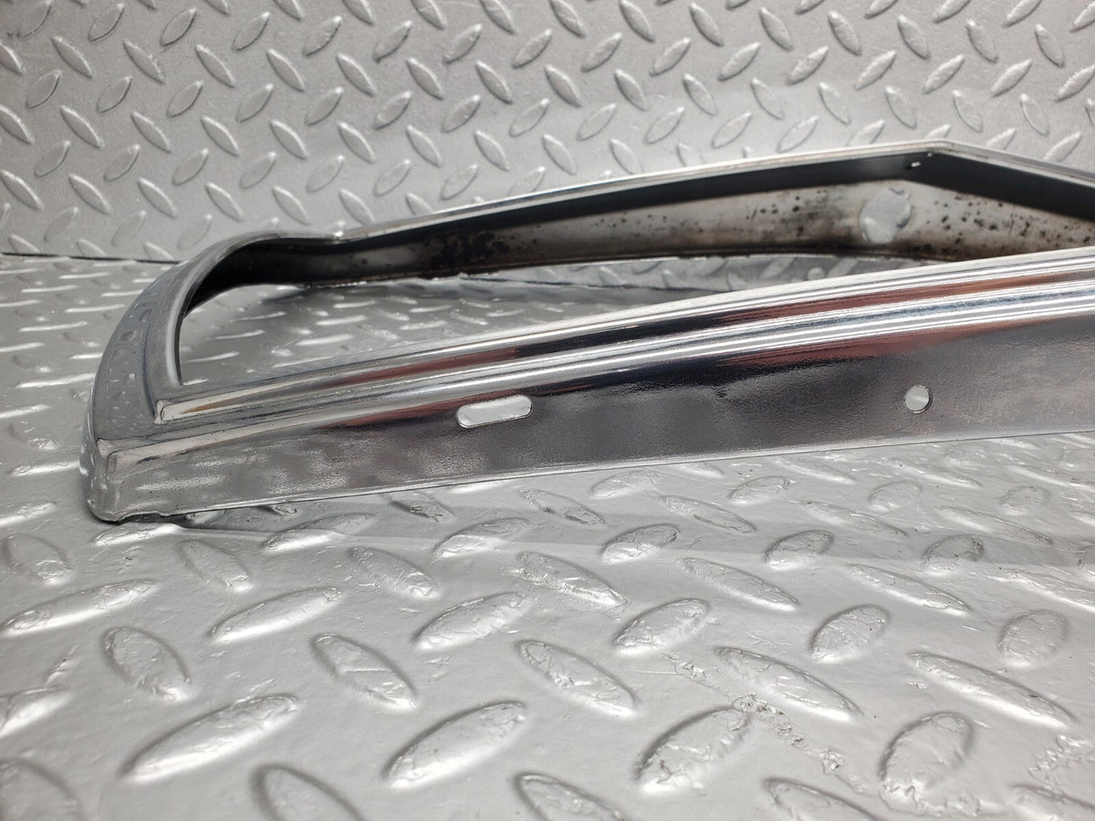 48753 Mercedes-Benz W123 Bonnet Grill Chrome Frame