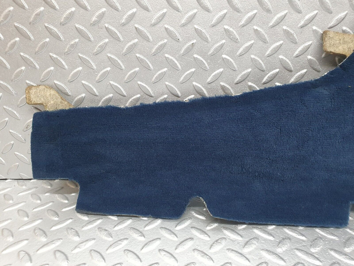 42646 Mercedes-Benz W201 190 2.0L Centre Console Carpet Right Side Blue