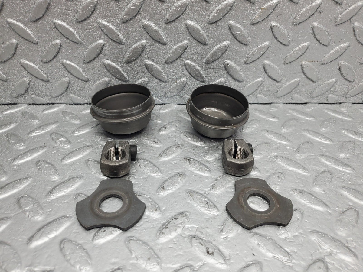 50016 Mercedes-Benz R107 380SL Wheel Hub Locking Cap Sets