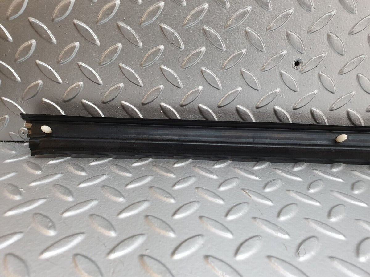 41710 Mercedes-Benz W124 200E Door Lower Sealing Rubber Trim Right