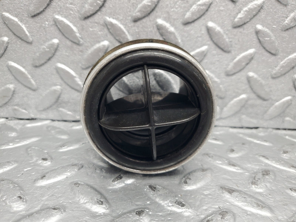51372 Mercedes-Benz C107 R107 Dashboard Air Vent