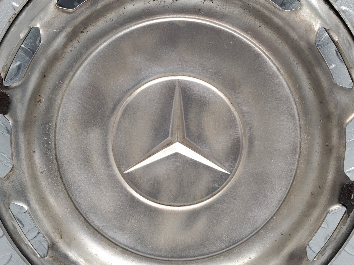 48370 Mercedes-Benz Wheel Trim Hub Cap 14"