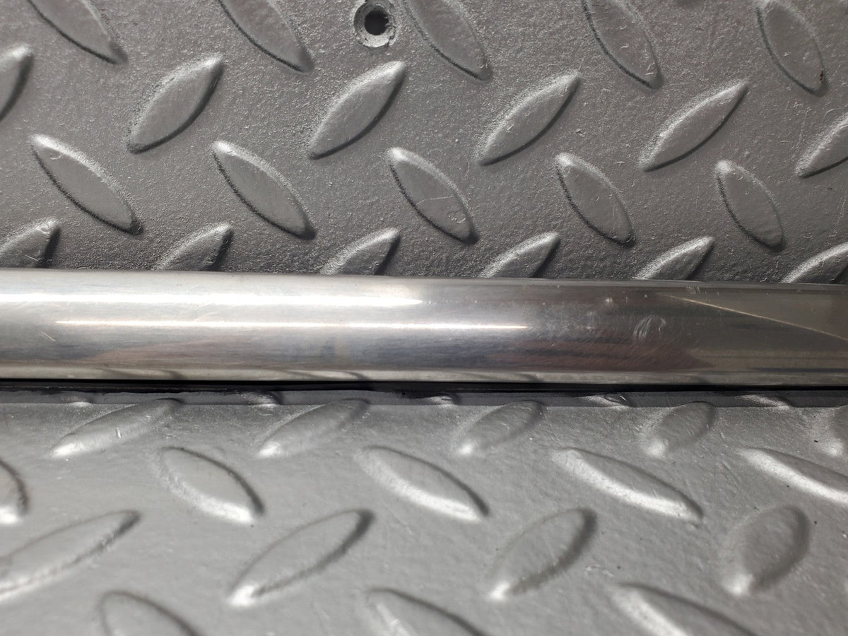 50942 Mercedes-Benz W108 280SE 3.5 Left Skirt Chrome Trim Strip