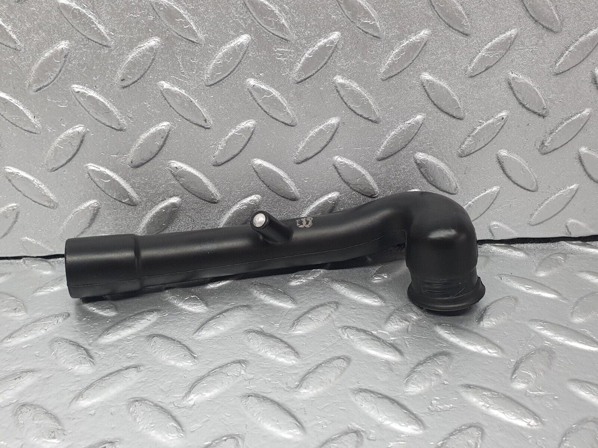 43666 Mercedes-Benz C126 380SEC Coupe Crankcase Breather Hose Pipe A1160940791