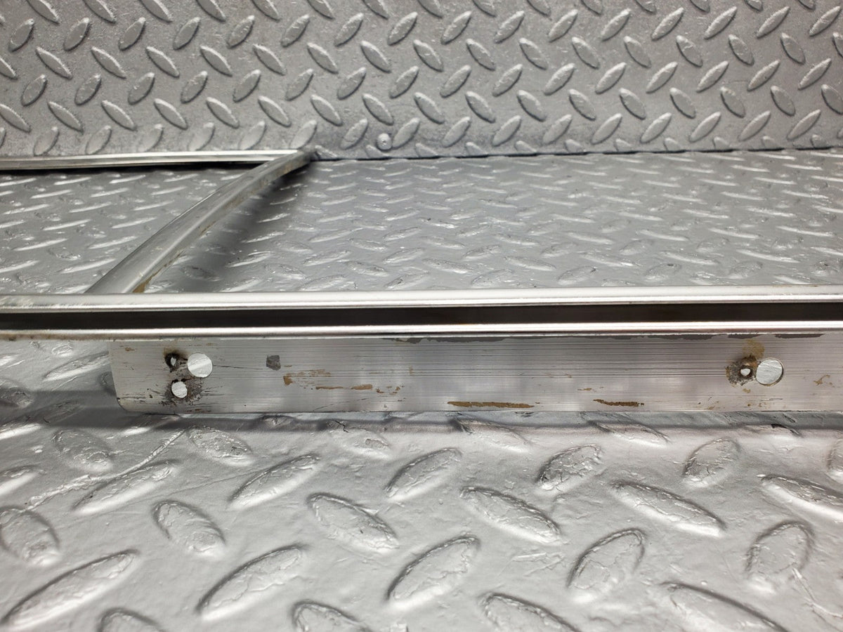 50145 Mercedes-Benz R107 SL Hardtop Side Window Chrome Moulding Trim Left