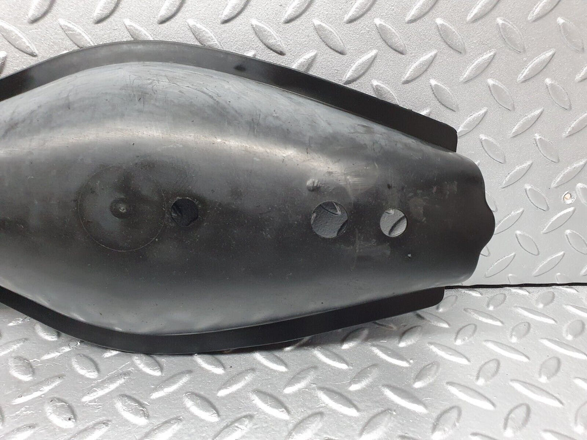 41779 Mercedes-Benz W202 C200 Rear Control Arm Cover 2x A1293520189 A1293520188