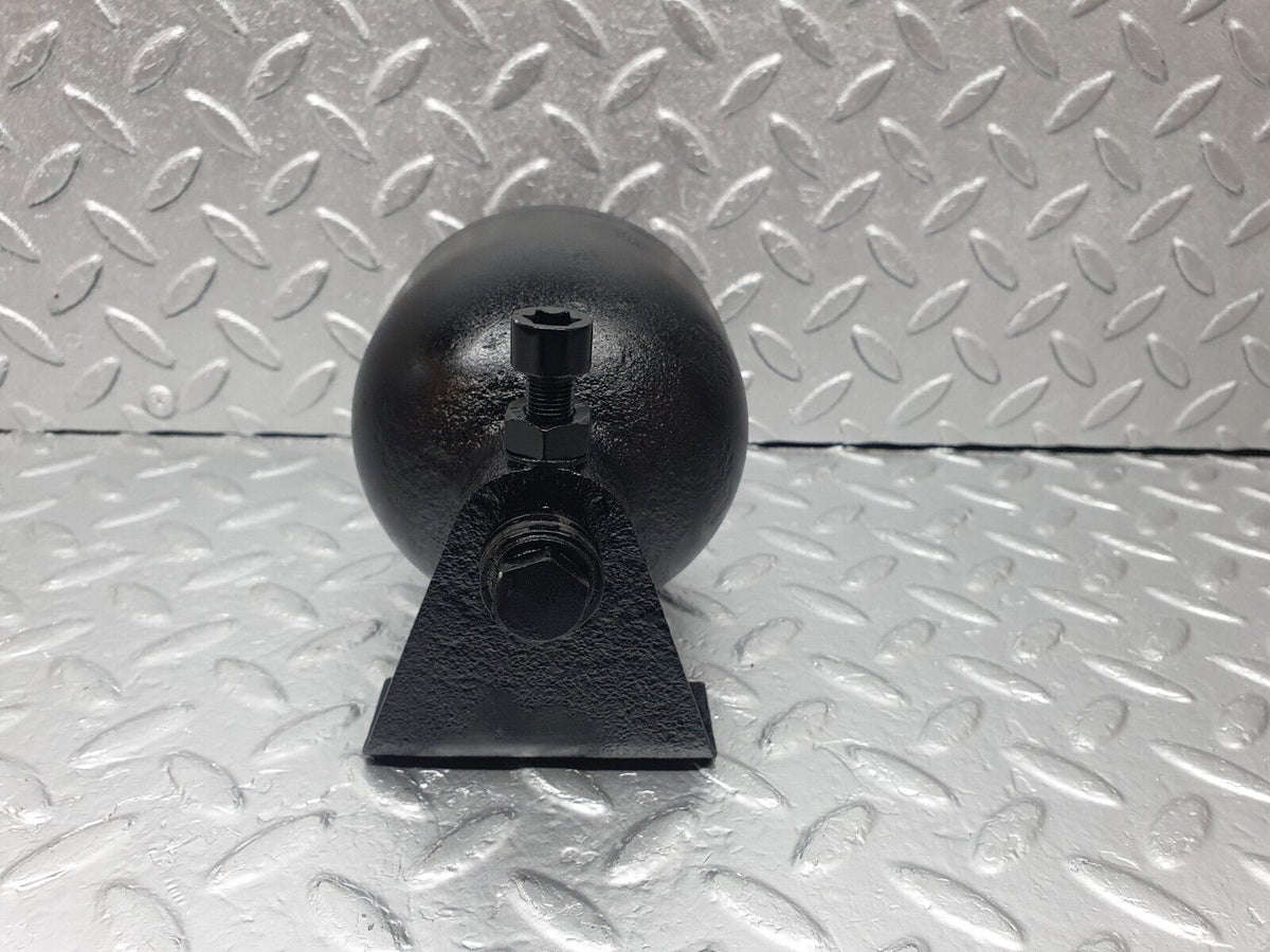 43608 Mercedes-Benz C126 380SEC Coupe Rear Suspension Sphere