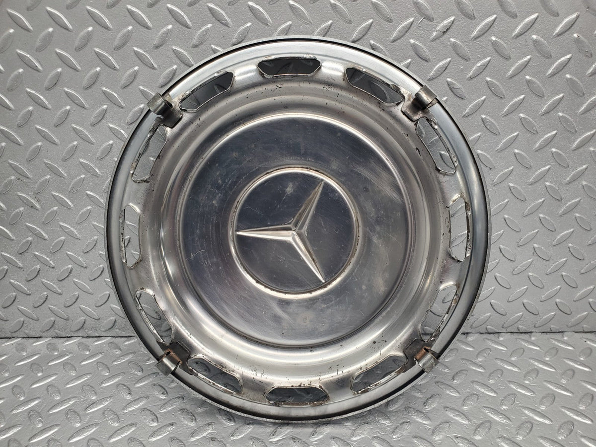 50851 Mercedes-Benz W108 280SE 3.5 Wheel Trim Hub Cap 14"