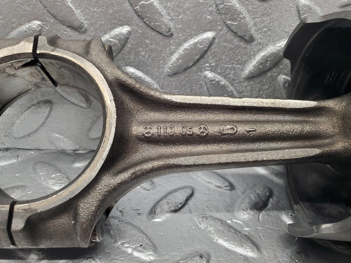 46603 Mercedes-Benz C123 280CE Coupe Piston With Connecting Rod 85.986mm 11005
