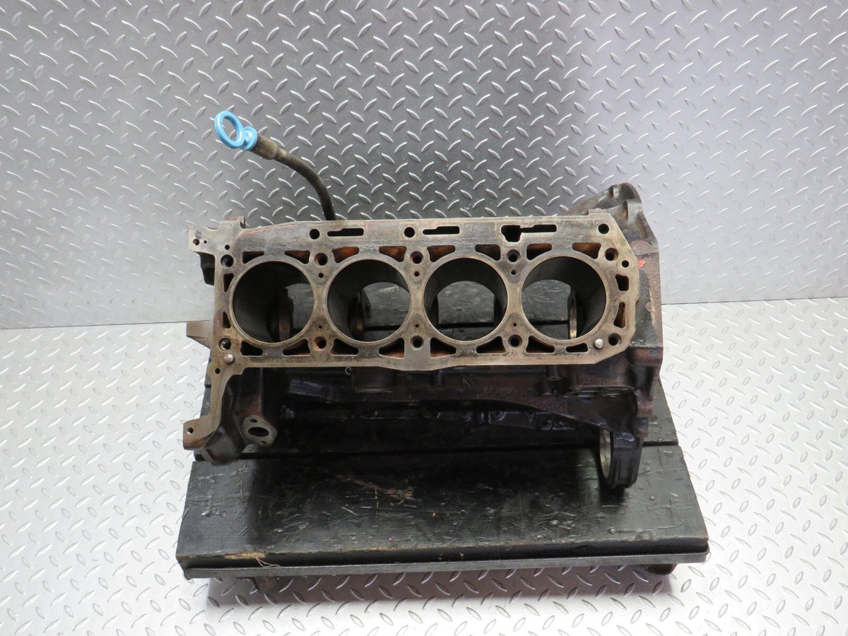 30936 Mercedes-Benz W201 190E 2.0L Engine Block A1020110501 M102.961