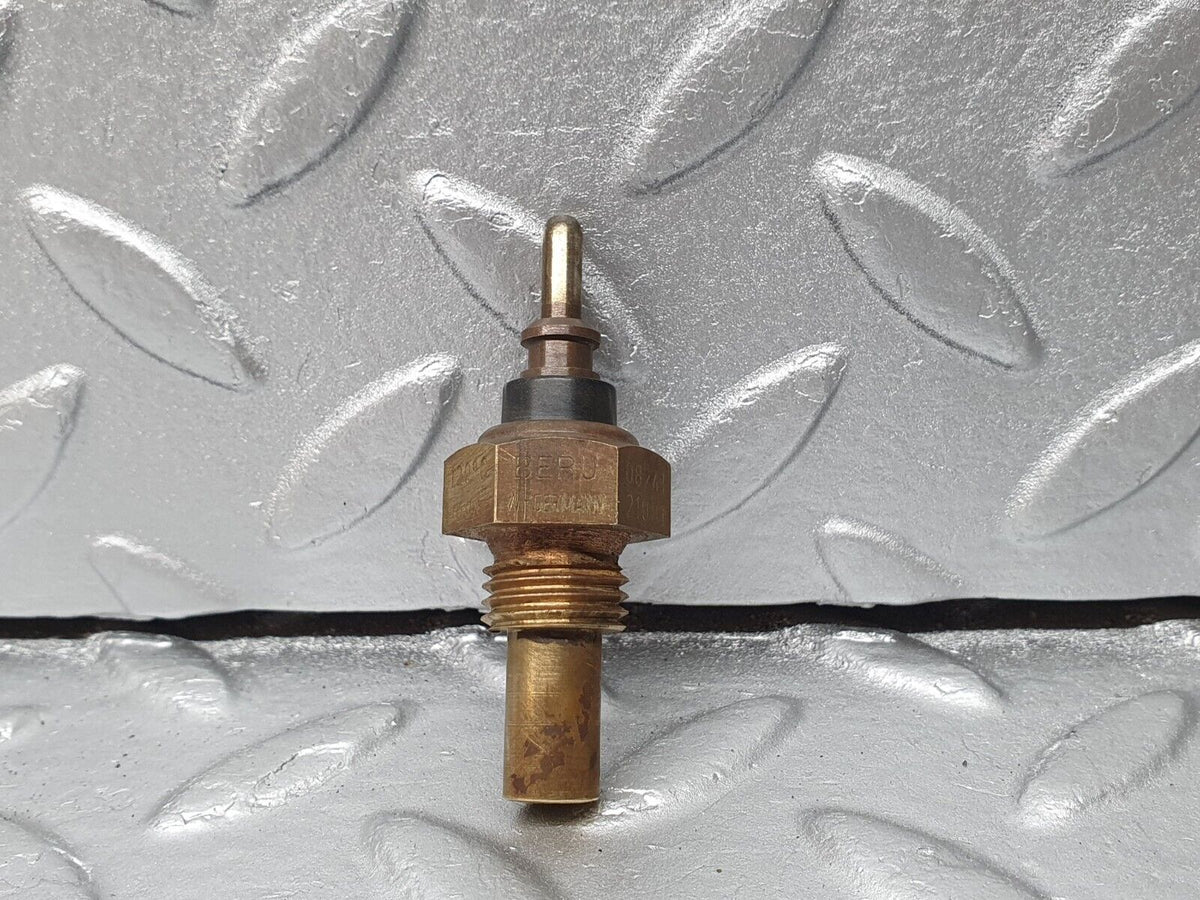 40860 Mercedes-Benz W123 300D Coolant Temperature Sensor Beru A0055422617