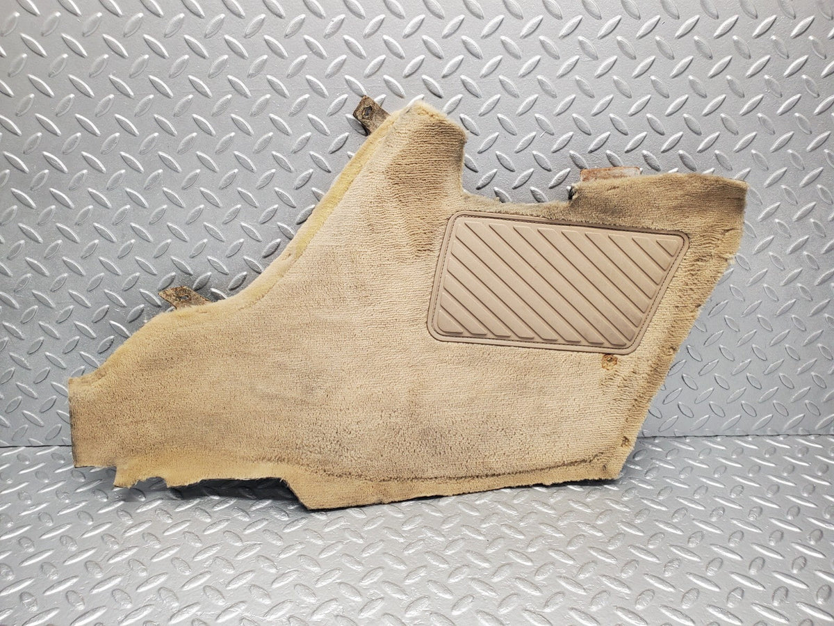 48923 Mercedes-Benz A124 320E Cabriolet Centre Console Carpet Right Side Beige