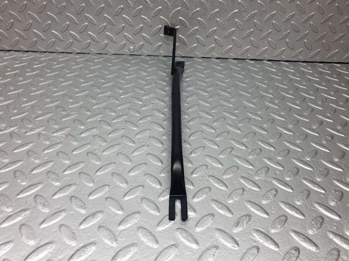 43936 Mercedes-Benz C123 230CE Coupe Horn Bracket