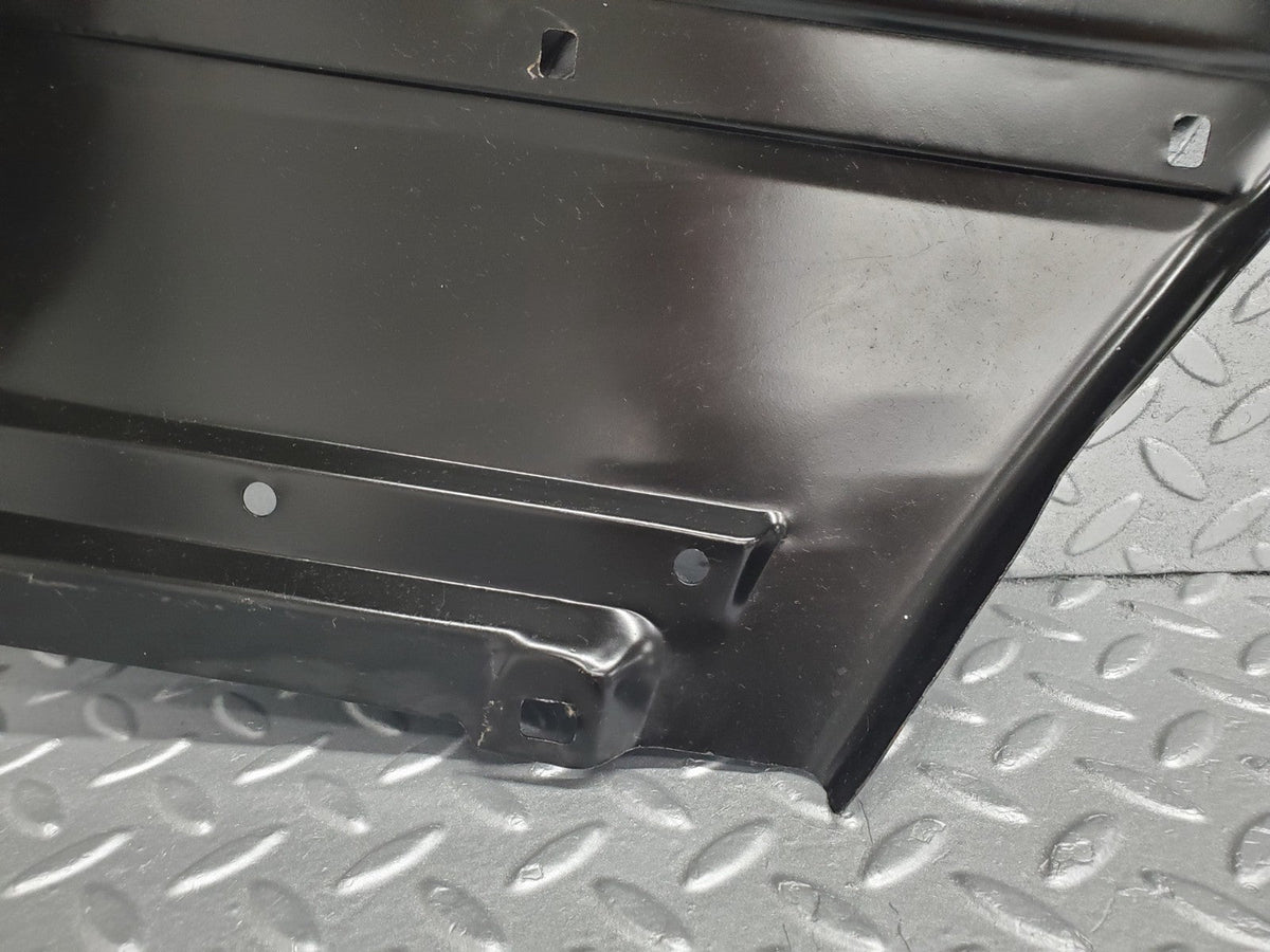 49472 Mercedes-Benz W126 Front Left Wing Fender