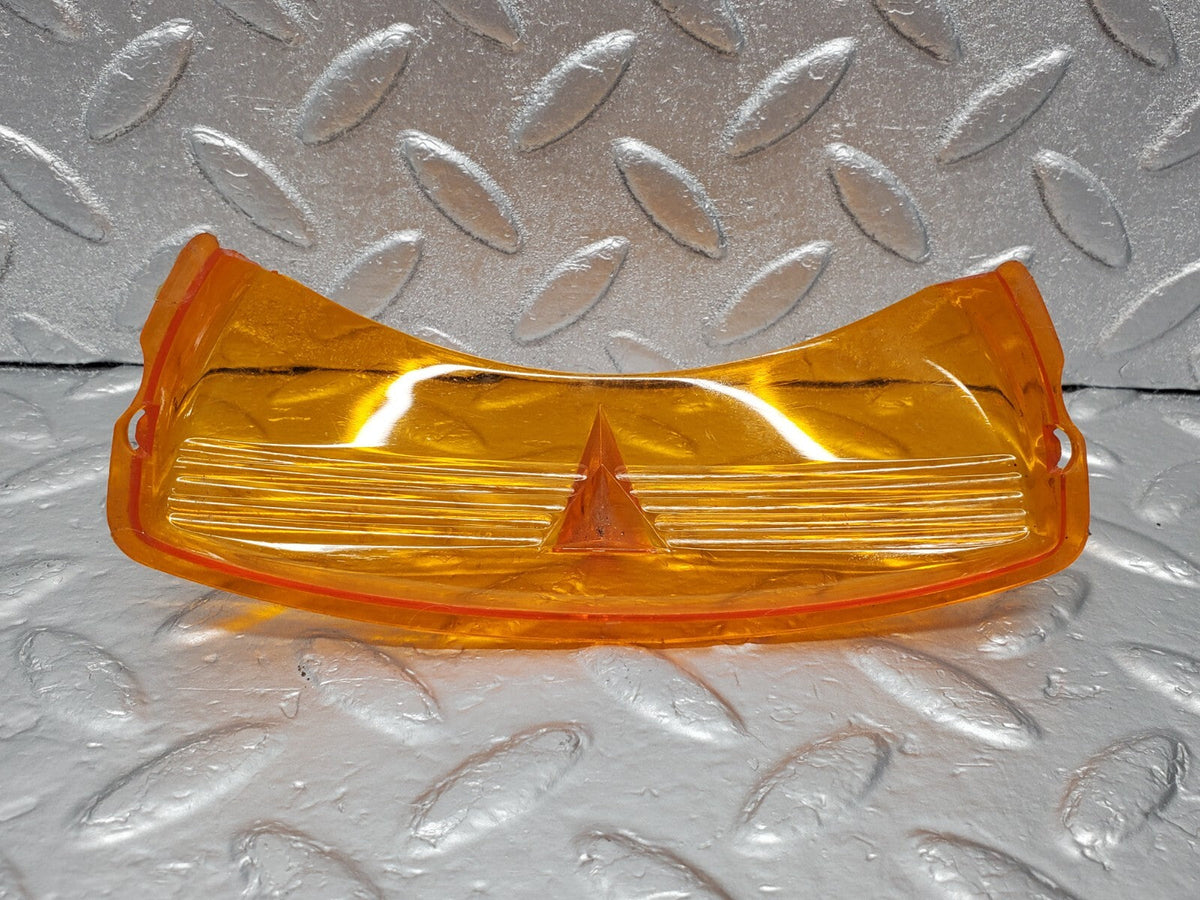48549 Mercedes-Benz W115 Indicator Light Lens