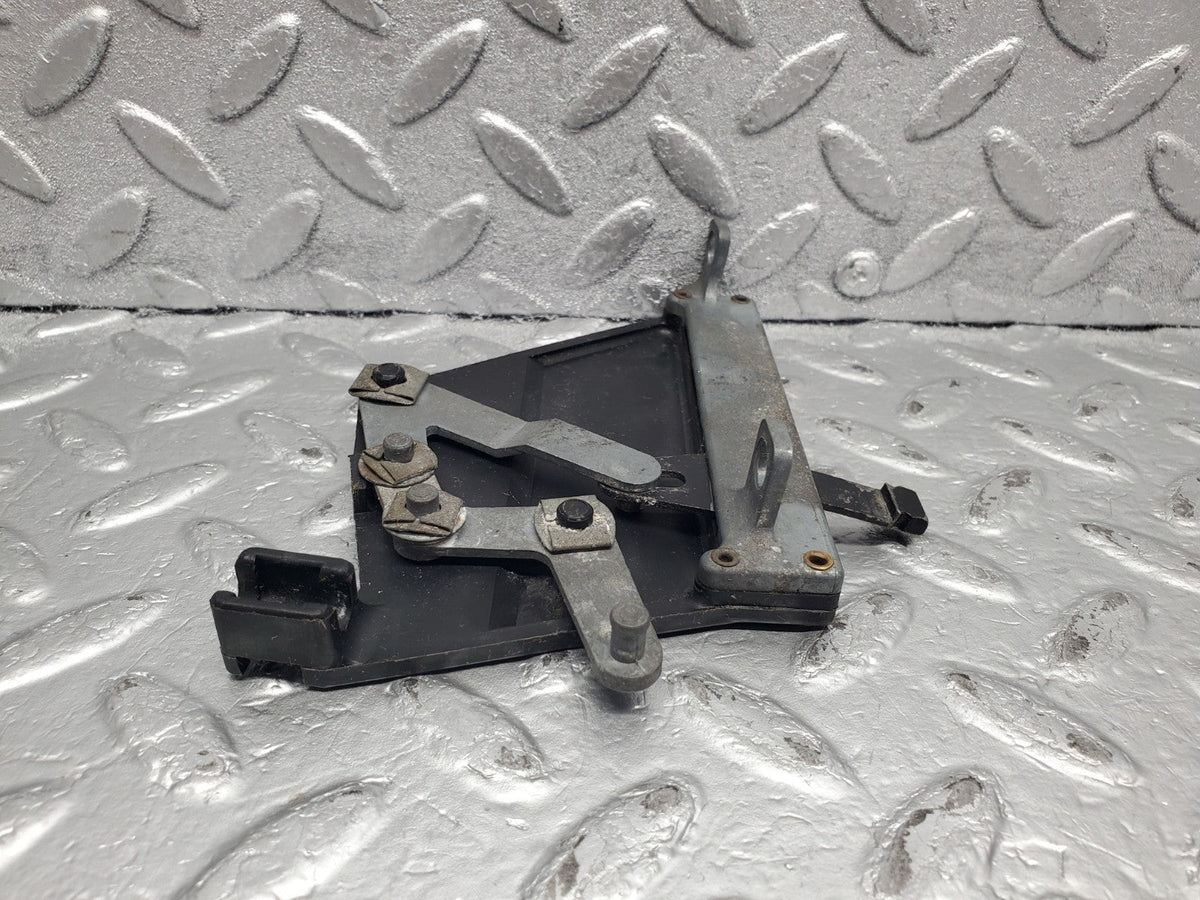 51360 Mercedes-Benz C107 R107 Air Vent Control Lever Left A1078300385