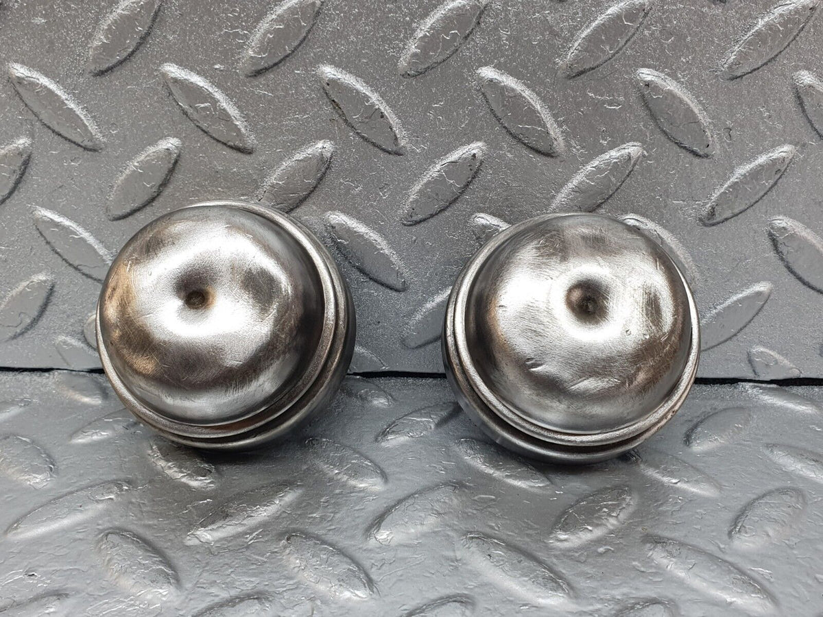 44044 Mercedes-Benz C123 230CE Coupe Wheel Hub Locking Cap Sets