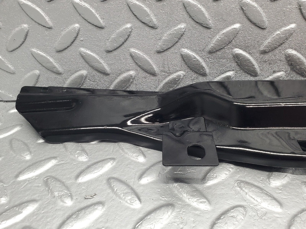 48990 Mercedes-Benz A124 320E Cabriolet Rear Left Window Upper Support Bracket