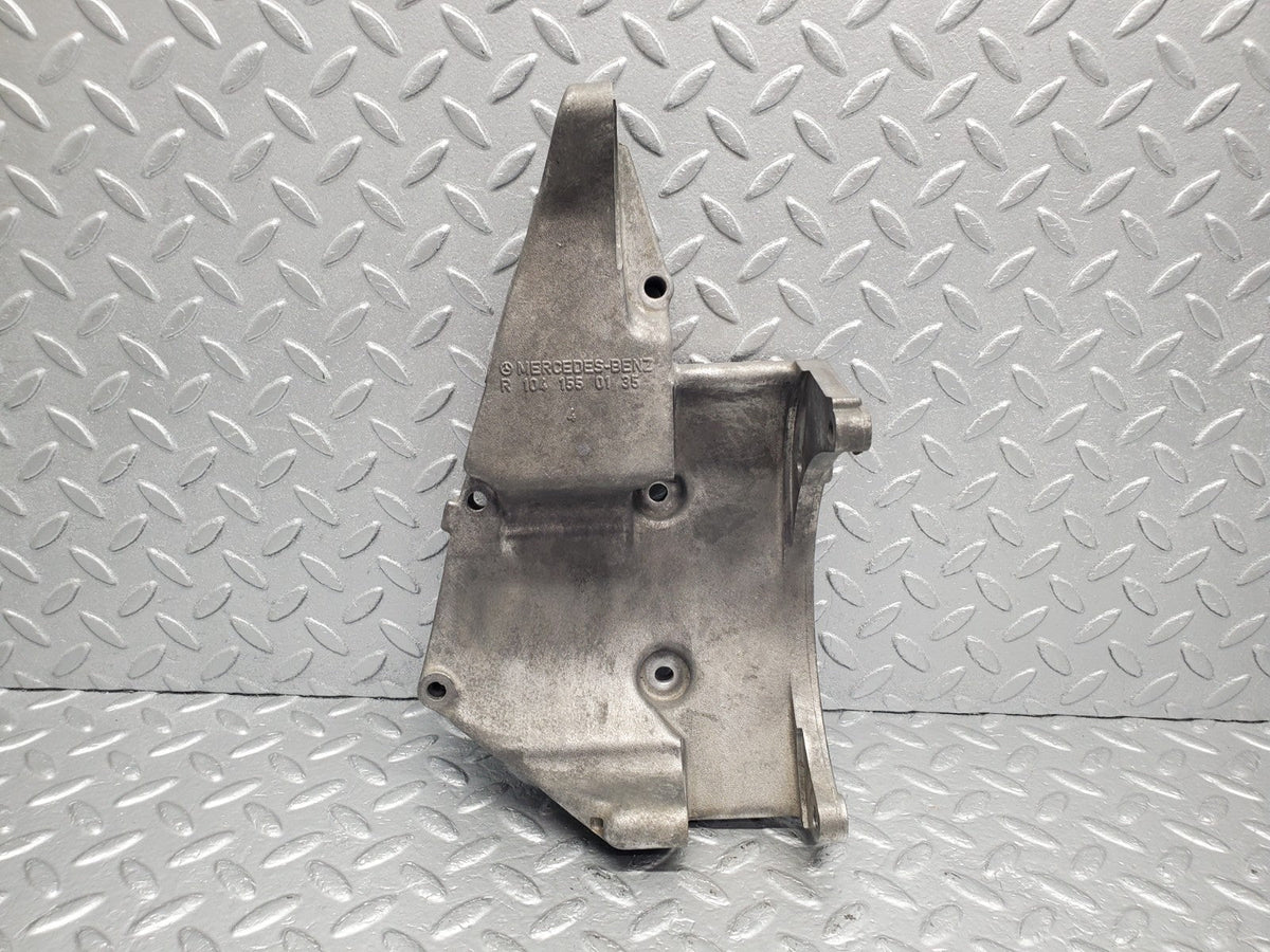 49214 Mercedes-Benz A124 320E Cabriolet Alternator Generator Bracket A1041550135