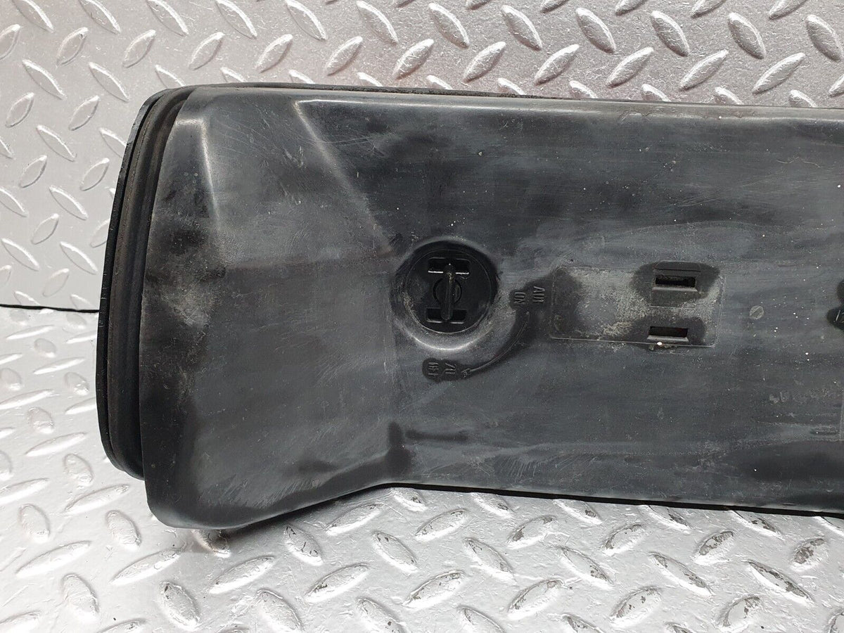 41162 Mercedes-Benz W126 300SE Tail Light & Bulb Holder Right Side