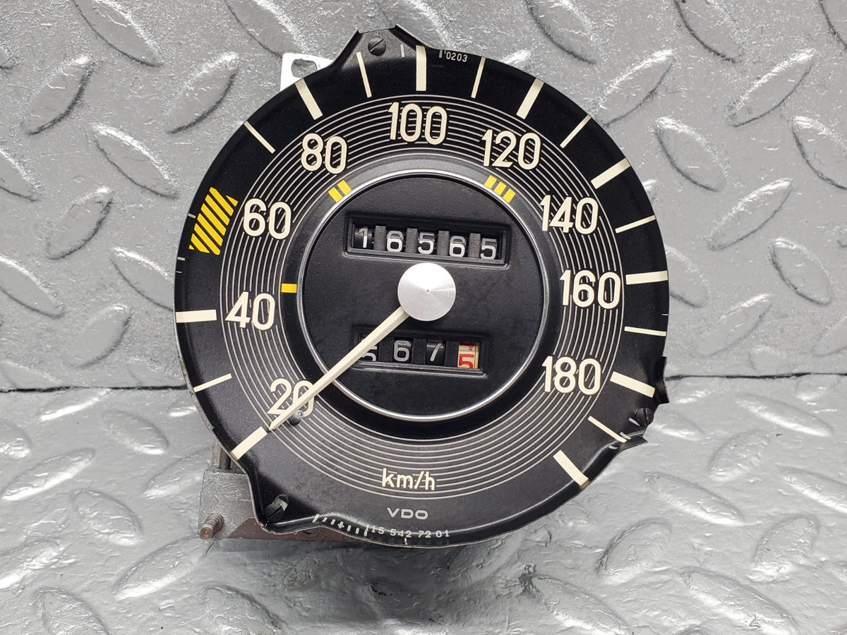 49523 Mercedes-Benz W115 Instrument Cluster Speedometer A1155427201