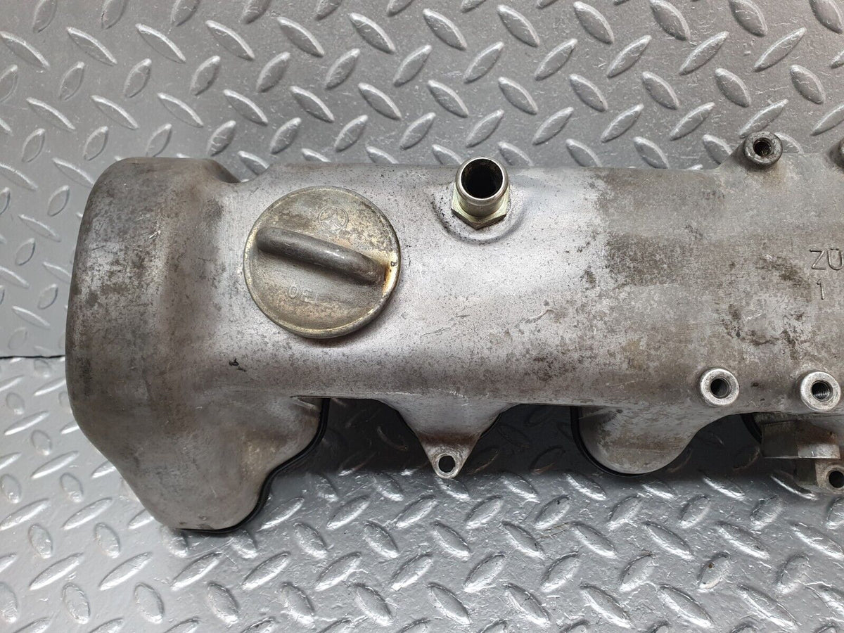 40866 Mercedes-Benz W123 240D Cylinder Head Valve Cover A6160161105