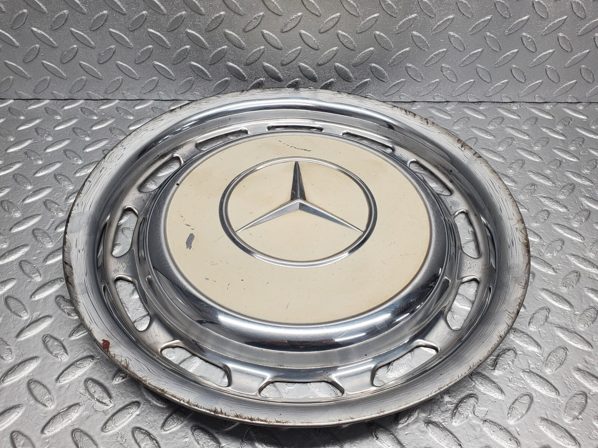 48395 Mercedes-Benz Wheel Trim Hub Cap 14"