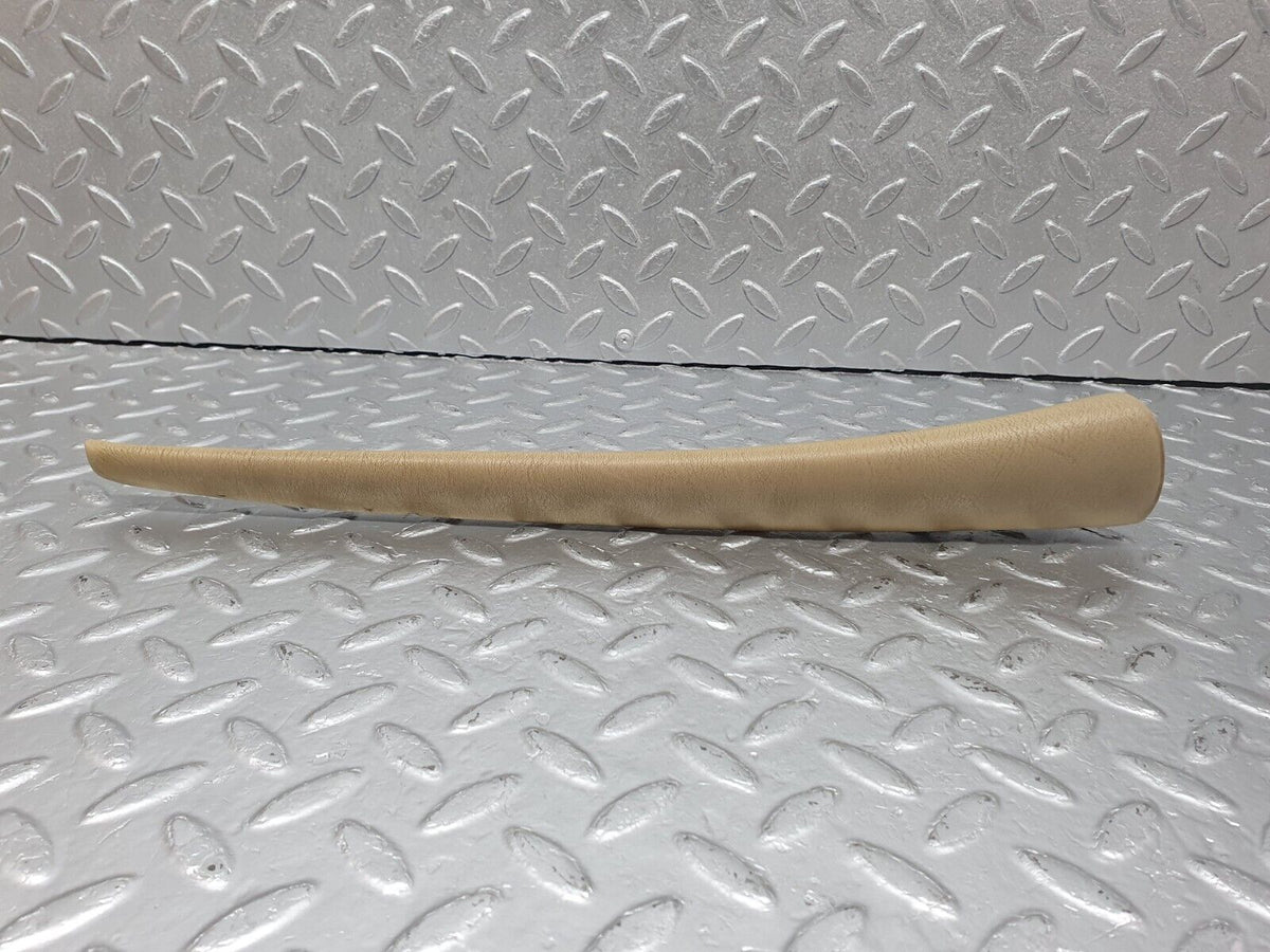 40933 Mercedes-Benz W126 300SE Front Right Door Interior Trim Beige