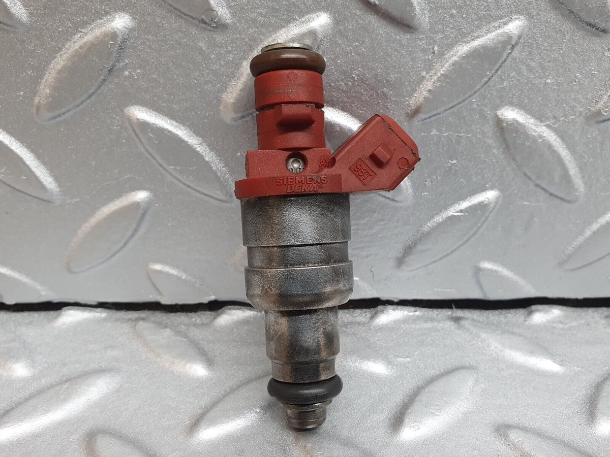 42057 Mercedes-Benz W202 C200 Fuel Injector Siemens A0000788523