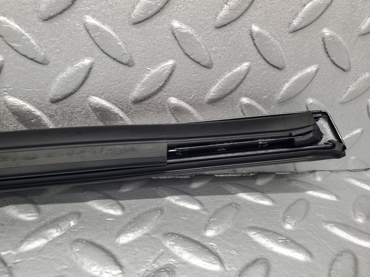 49059 Mercedes-Benz A124 320E Cabriolet A Pillar Exterior Moulding Trim Right