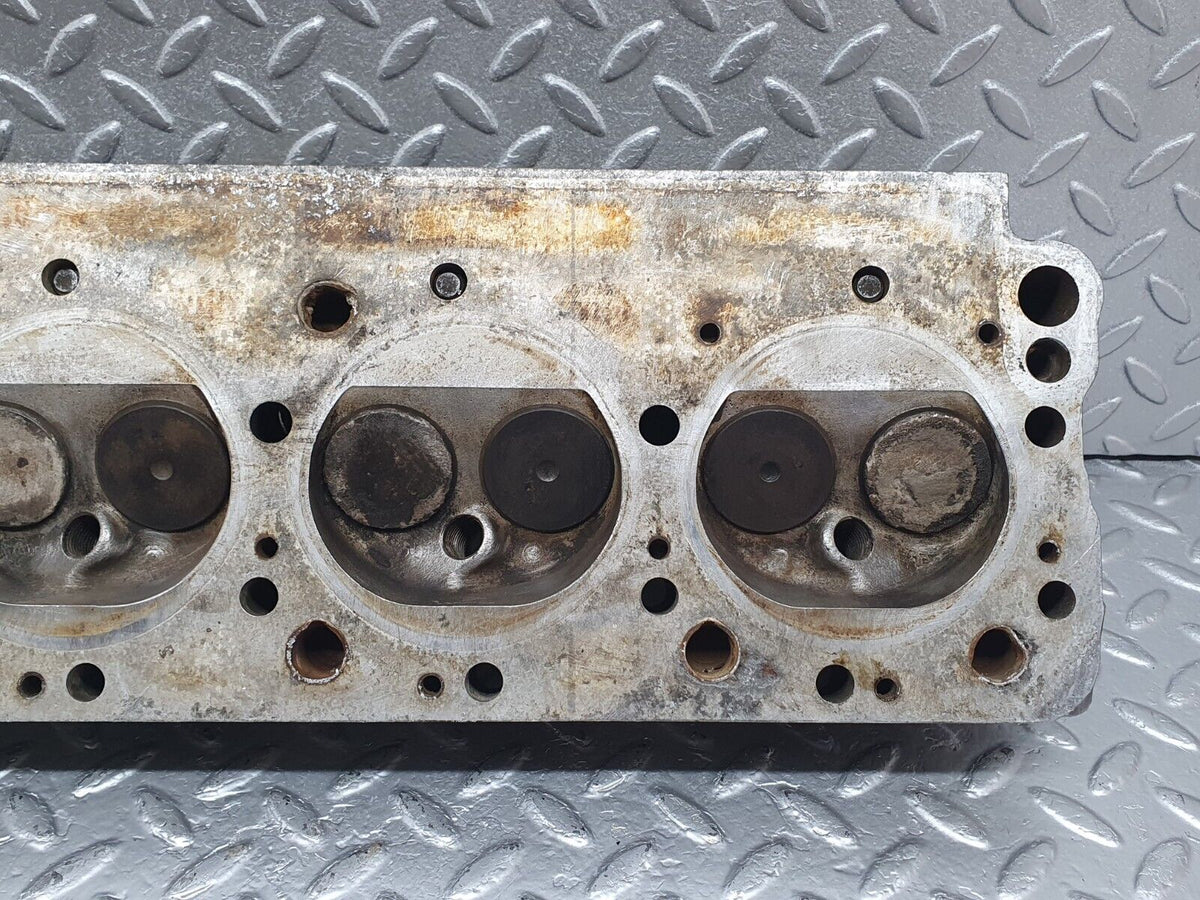 43839 Mercedes-Benz C126 380SEC Coupe Cylinder Head Left Side A1160163301