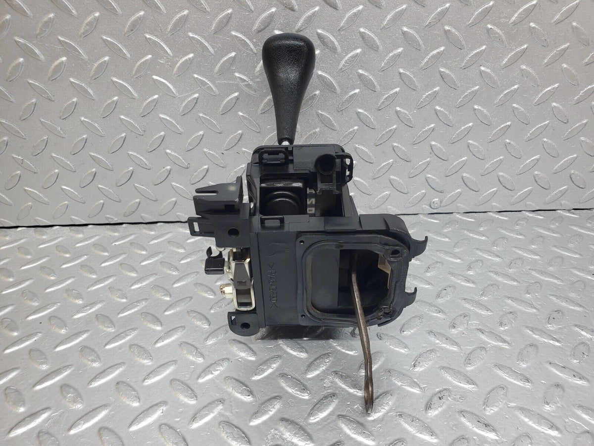44784 Mercedes-Benz W124 220E Automatic Gear Selector A1292670637 A2012670480