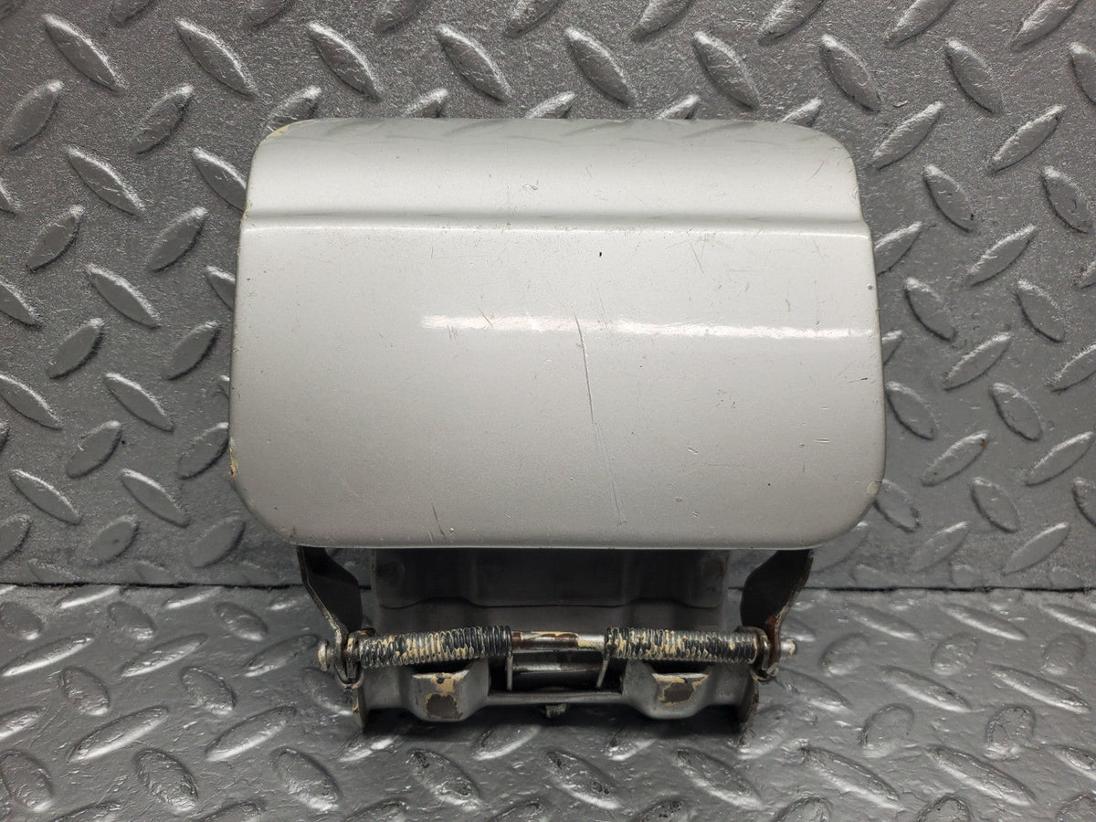 51205 Mercedes-Benz C107 Coupe Fuel Tank Flap Cap A1075840039