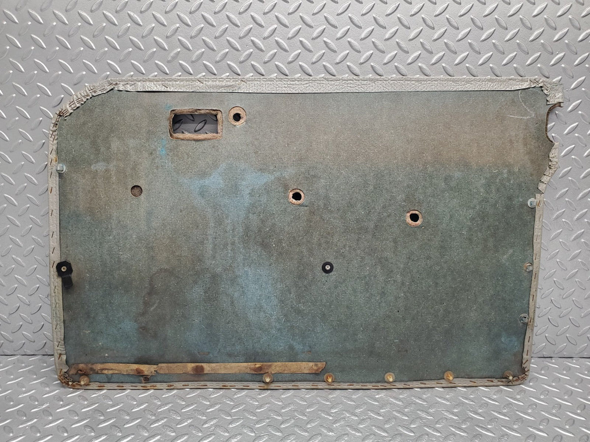 50524 Mercedes-Benz W108 280SE 3.5 Front Left Door Card Grey