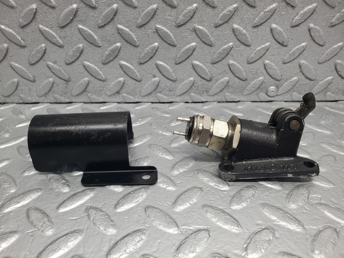 50509 Mercedes-Benz W108 280SE 3.5 Kick Down Switch With Bracket A1123040127