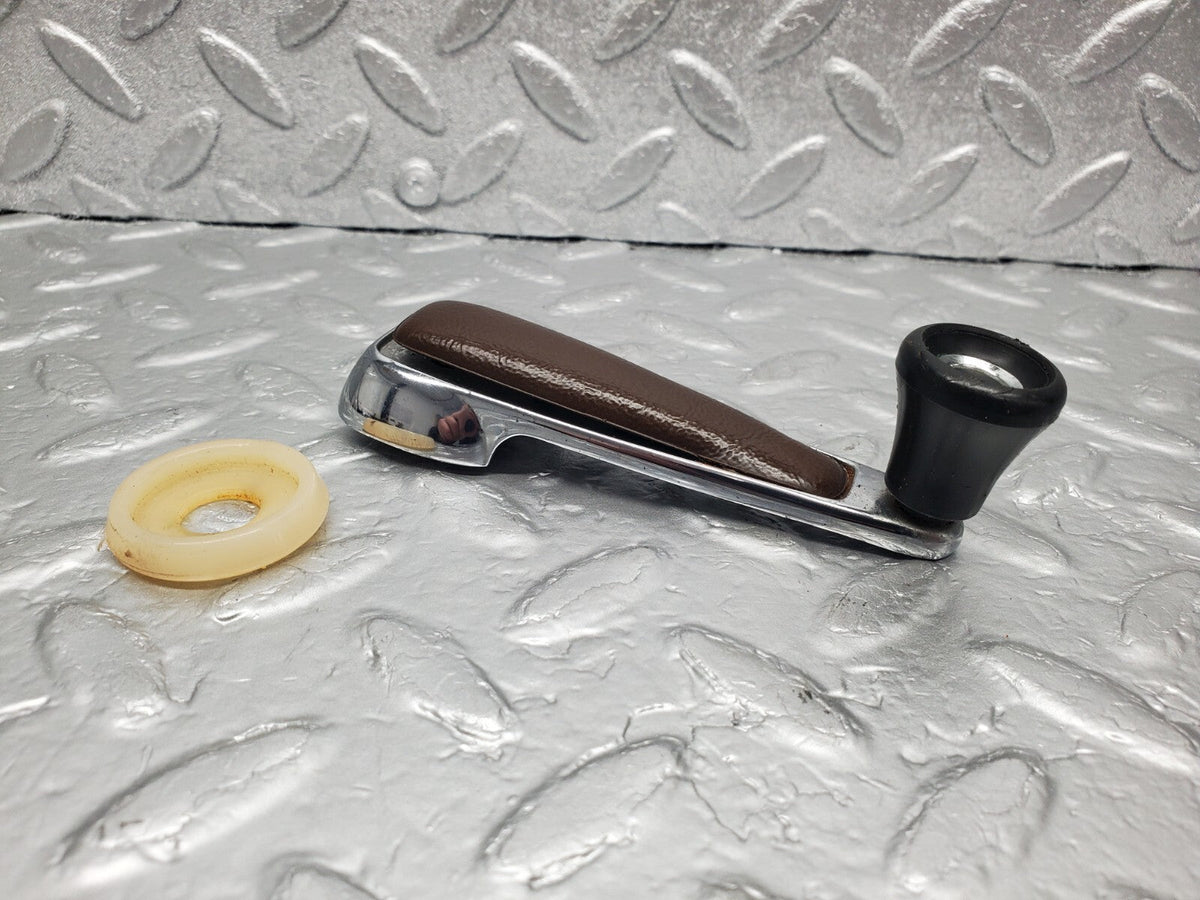 48463 Mercedes-Benz W108 Window Lifter Crank Handle