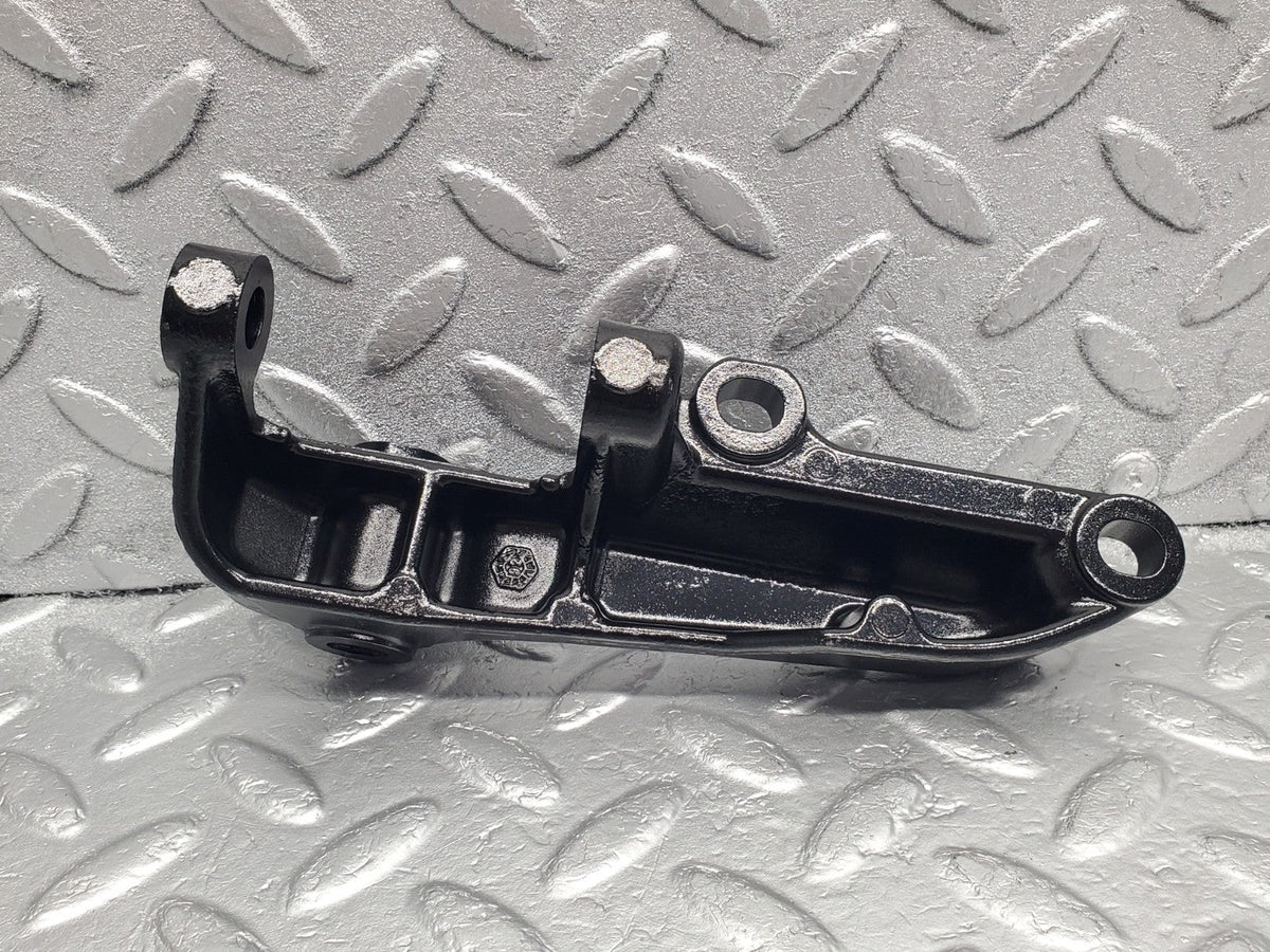 51108 Mercedes-Benz W140 S500 Alternator Generator Bracket A1191553235