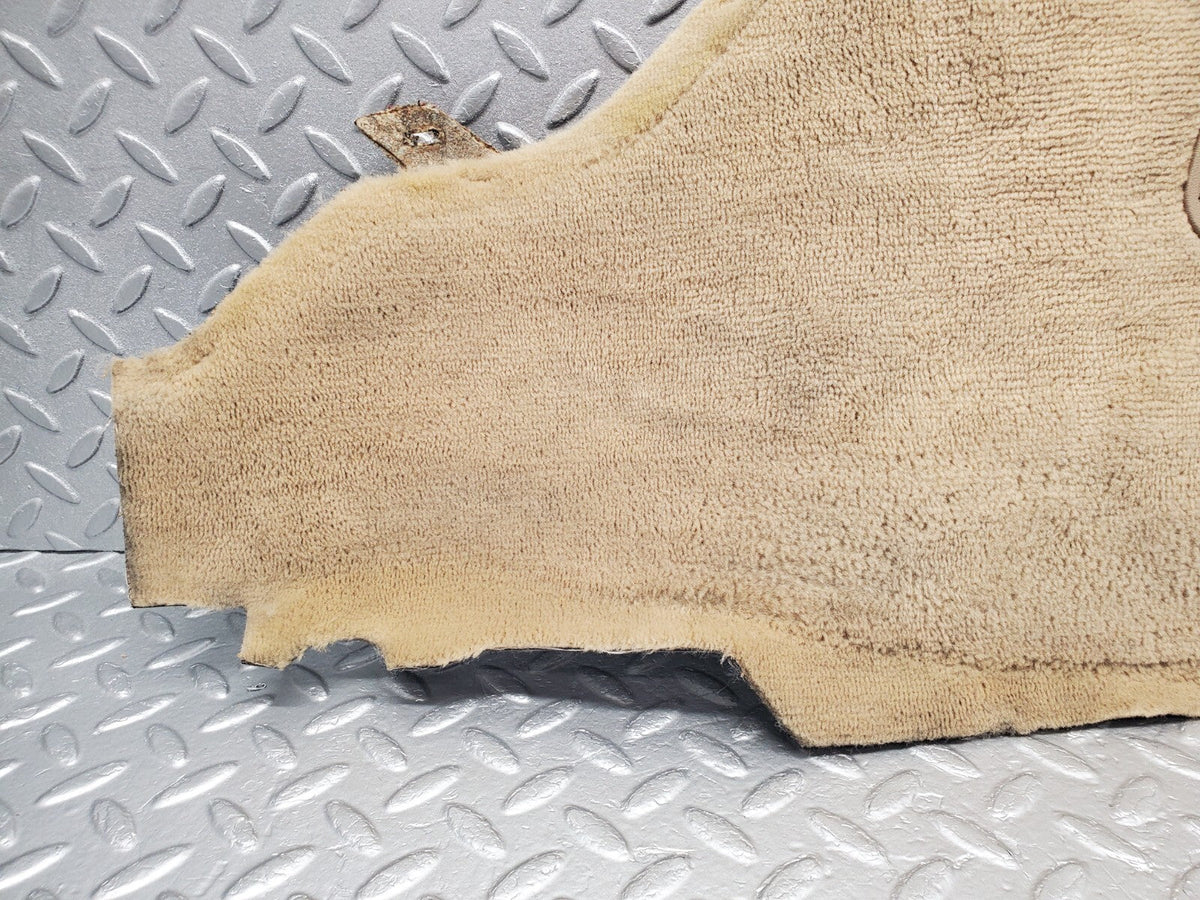 48923 Mercedes-Benz A124 320E Cabriolet Centre Console Carpet Right Side Beige