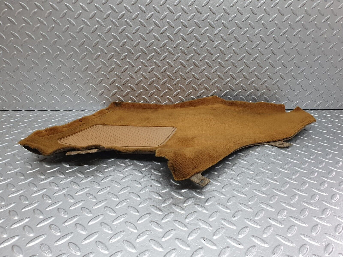 47356 Mercedes-Benz W124 200E Centre Console Carpet Right Side Beige