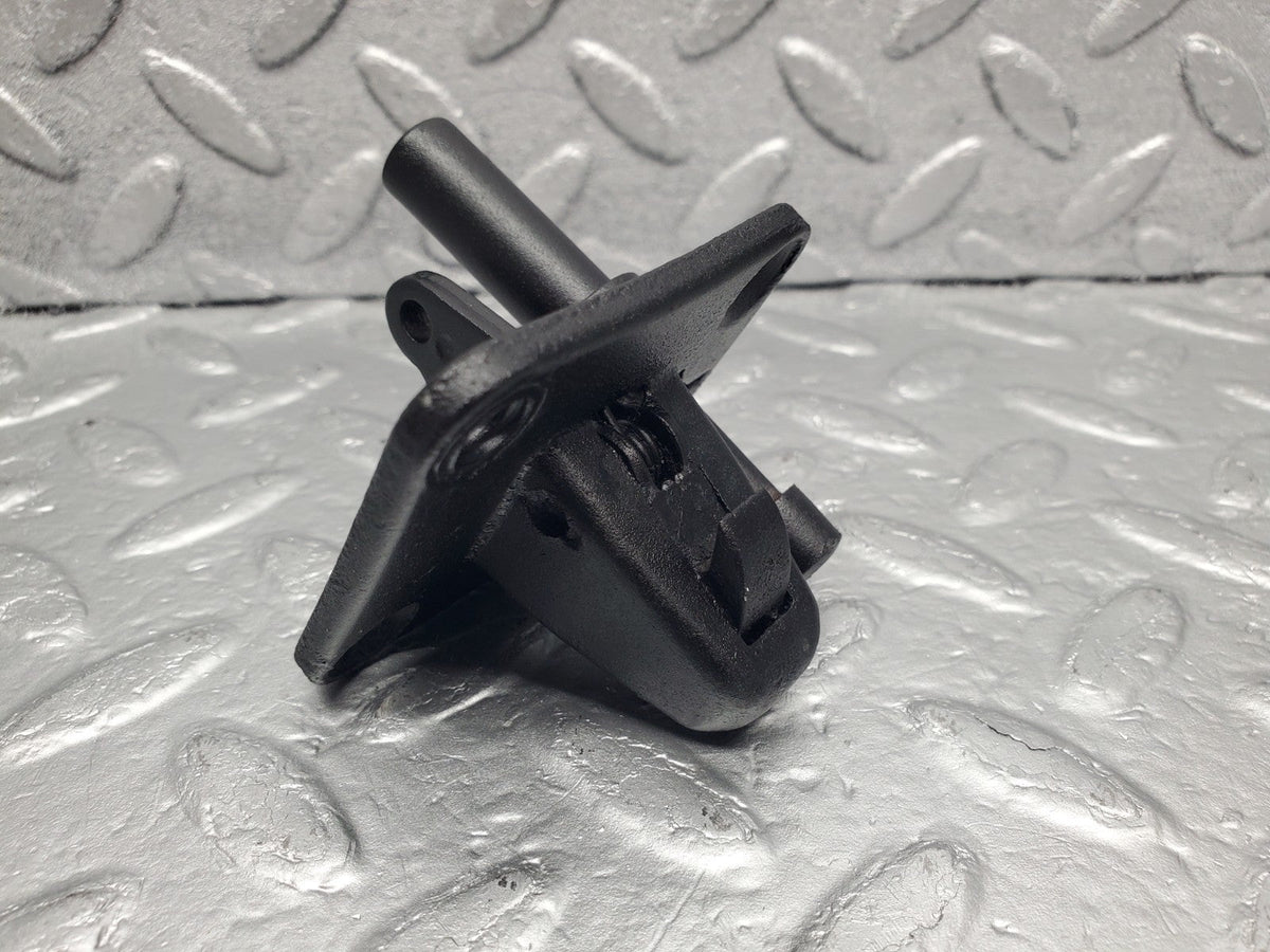 50703 Mercedes-Benz W108 280SE 3.5 Bonnet Lock Catch