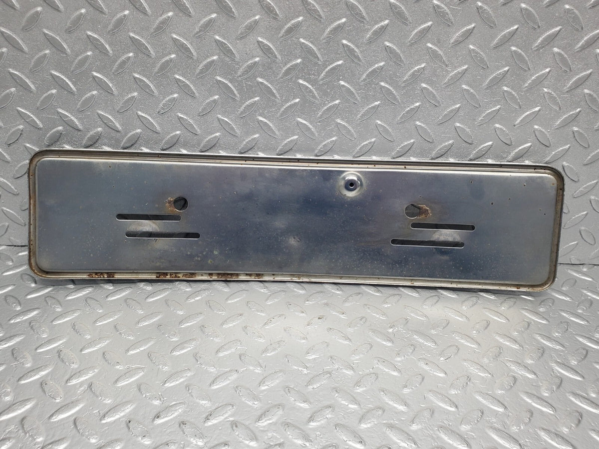48578 Mercedes-Benz W108 Front Number Plate Holder