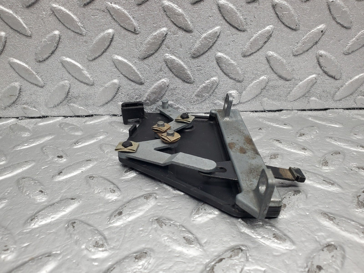 51359 Mercedes-Benz C107 R107 Air Vent Control Lever Right A1078300485