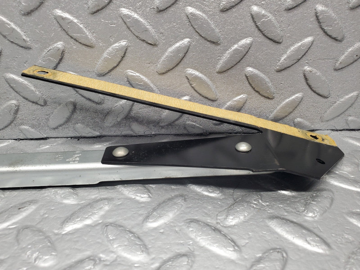 50207 Mercedes-Benz W123 Front Left Seat Sliding Adjust Handle