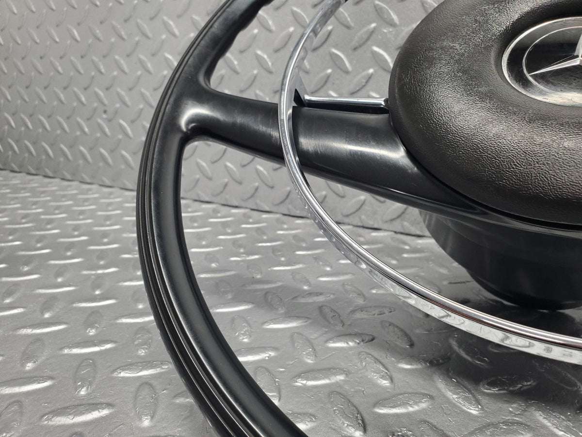 50720 Mercedes-Benz W108 280SE 3.5 Steering Wheel