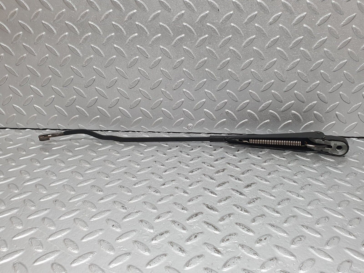 41208 Mercedes-Benz W126 300SE Windscreen Wiper Arm Right Side
