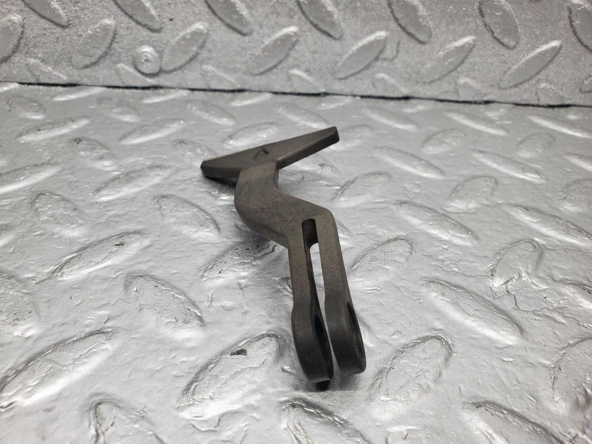 49097 Mercedes-Benz A124 320E Cabriolet Bonnet Release Pull Handle A1248870527